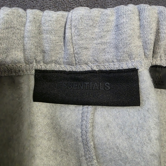 Fear of God Essentials Light Gray Sweatpants - Picture 5 of 11
